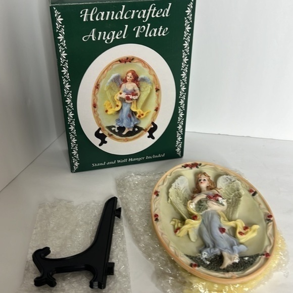 HANDCRAFTED ANGEL PLATE - Picture 12 of 17
